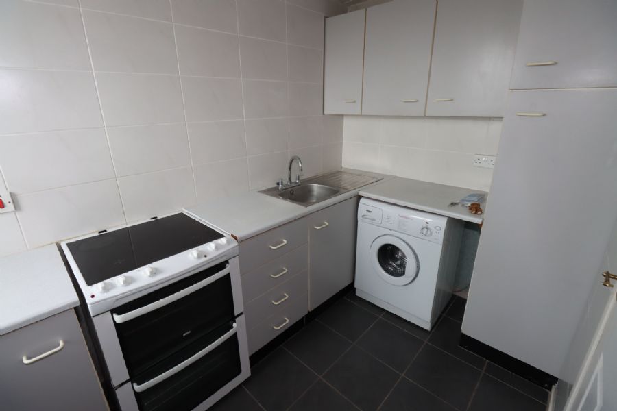 14d Beechwood House