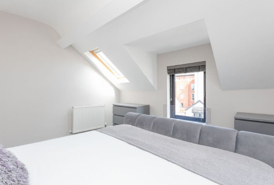 Flat C 2 Surrey Street