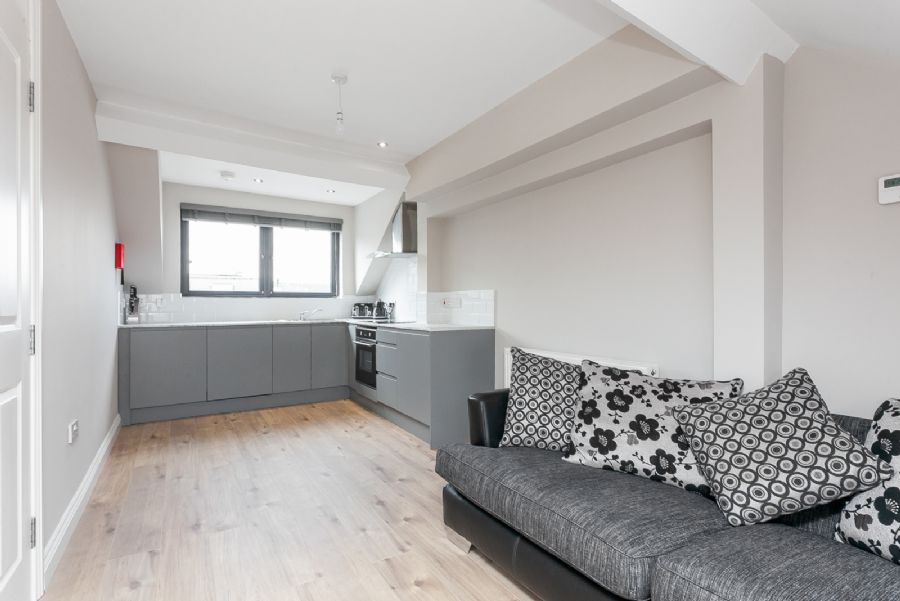 Flat C 2 Surrey Street