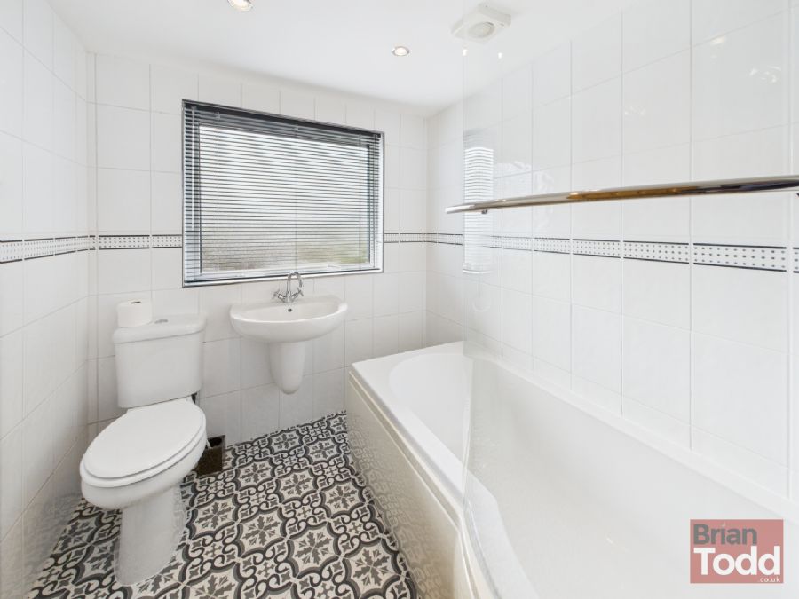 40 Old Glenarm Road