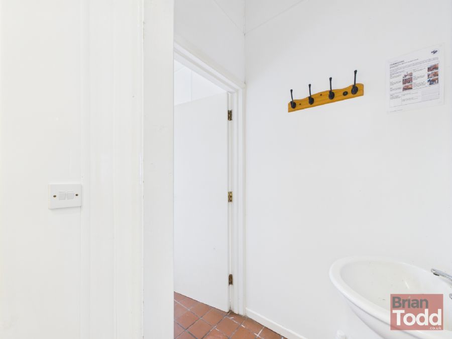 27B Upper Cairncastle Rd