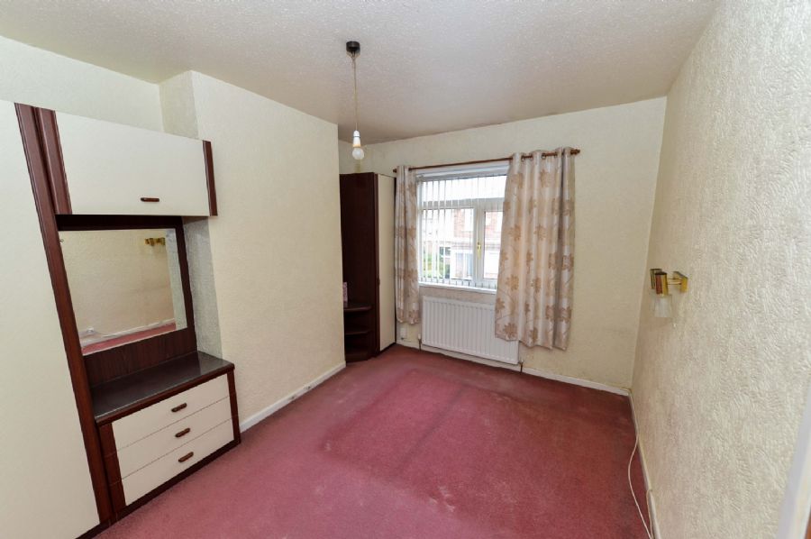 2 Bloomfield Park West