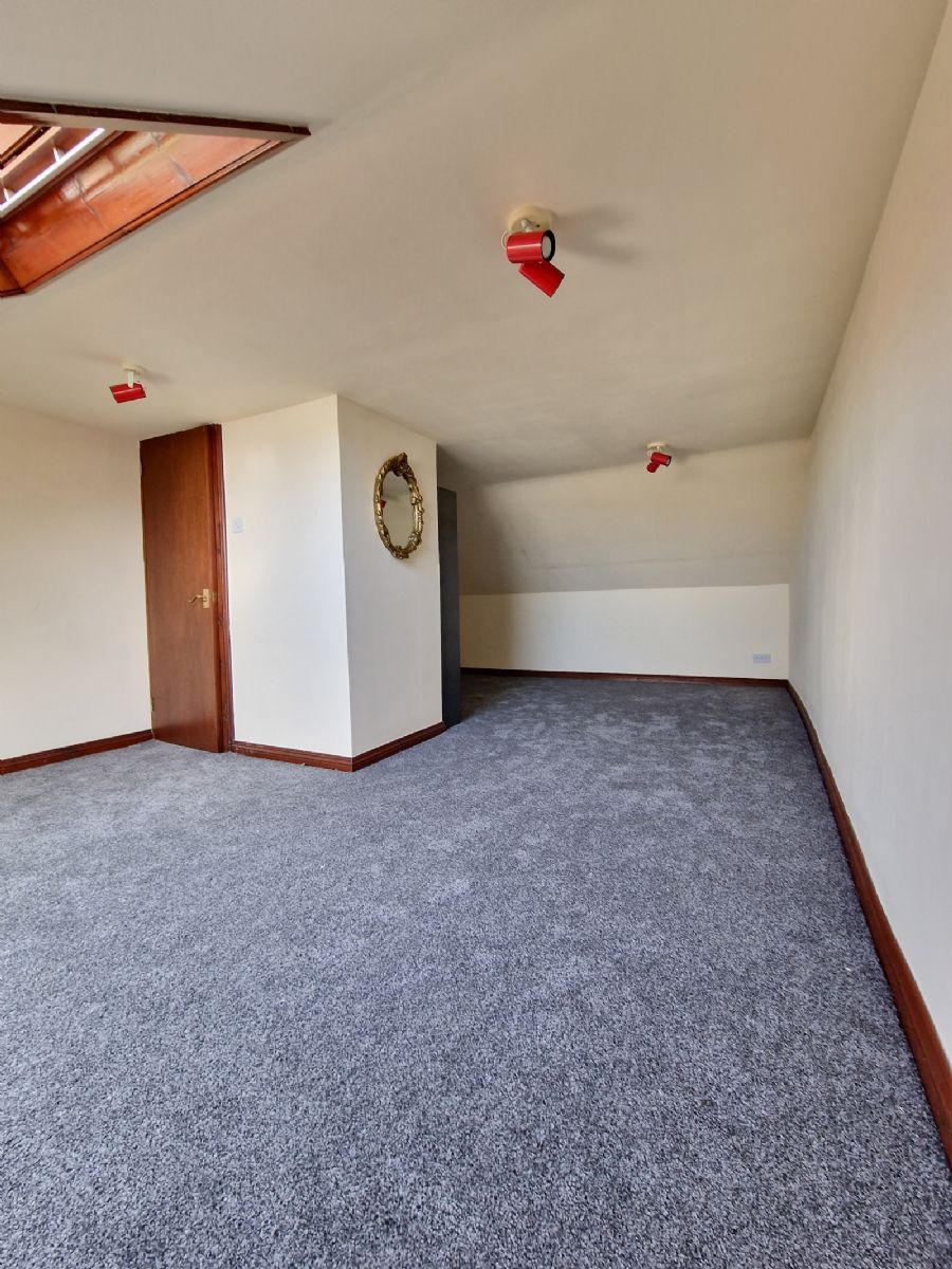 12 Crawfordsburn Road