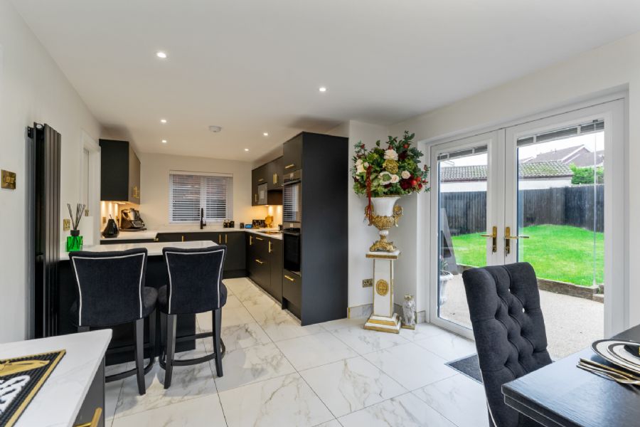17 Glencroft Gardens