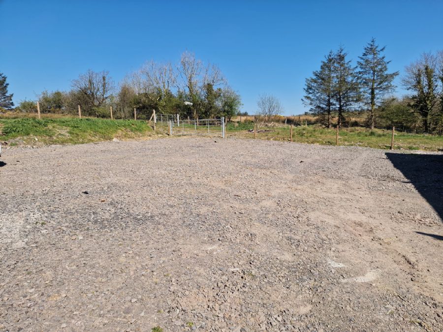 C. 6.5 Acres, Sheds & X2 Sites Eshmeen Lane, Eshbane