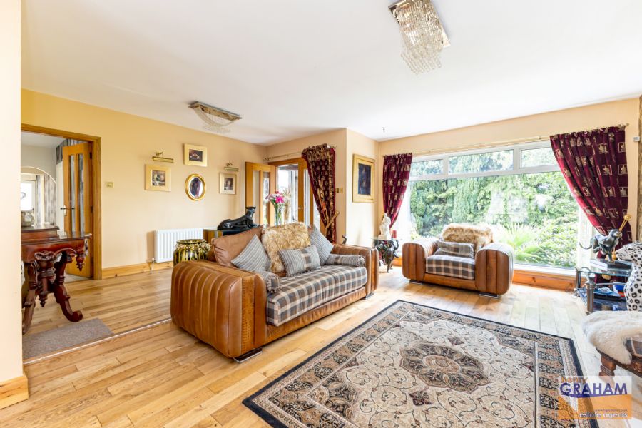 14 Moss Road