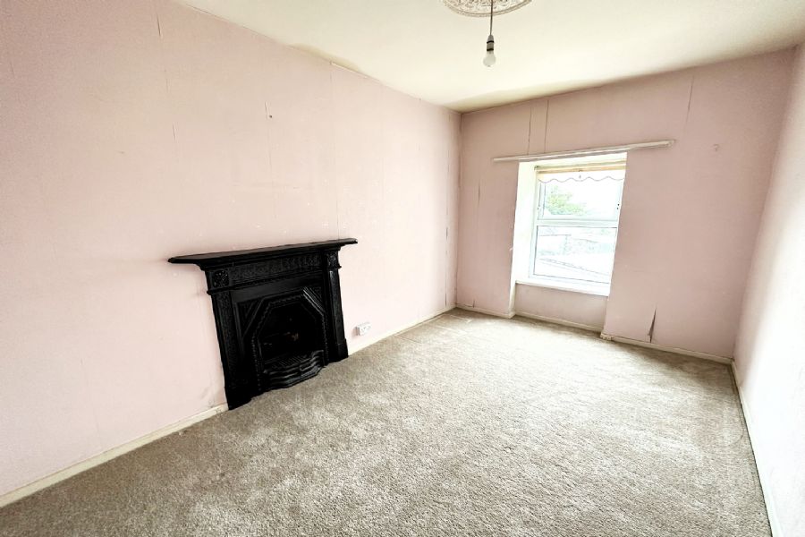 8 Dromore Street, Rathfriland