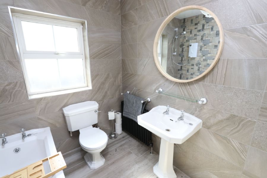 40 Ashdale, Chanterhill