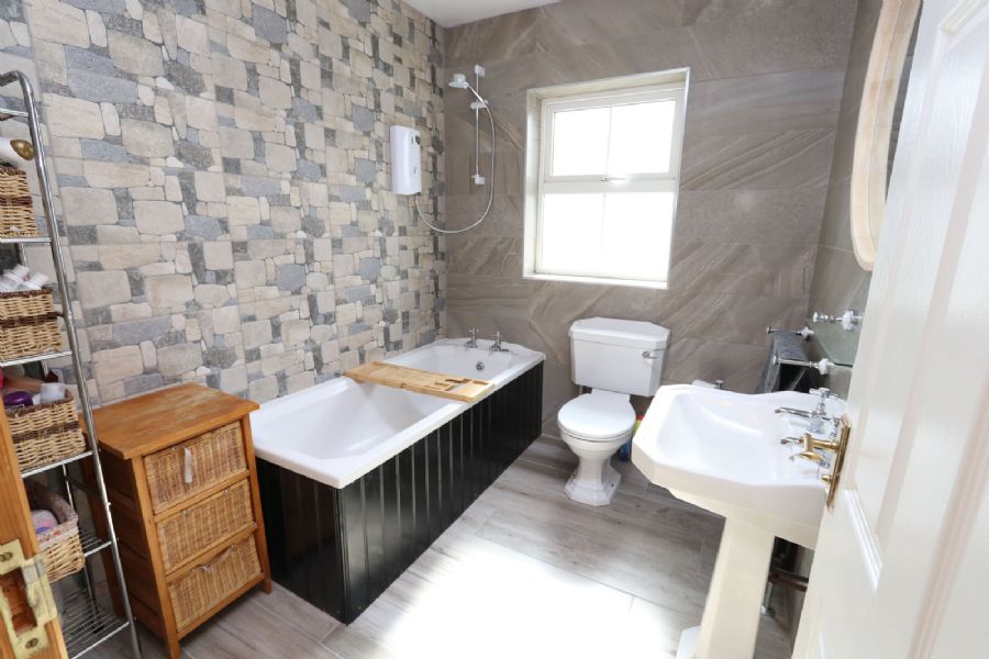 40 Ashdale, Chanterhill