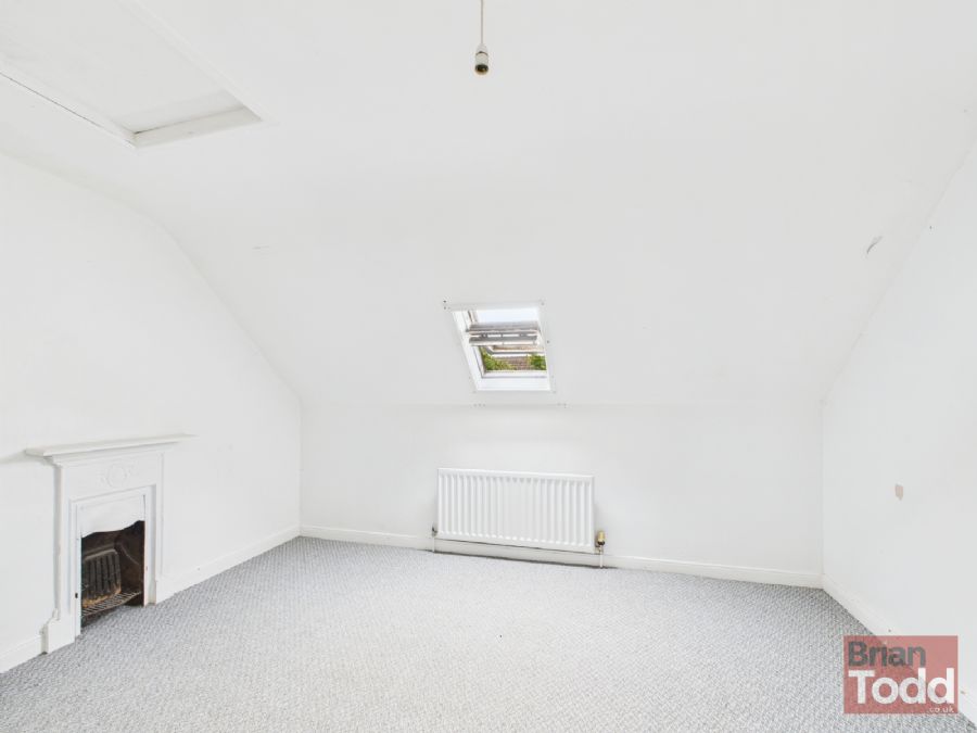 15 Victoria Road