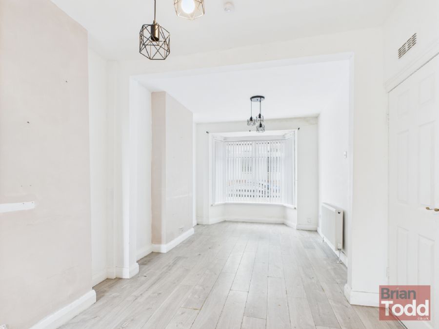 15 Victoria Road
