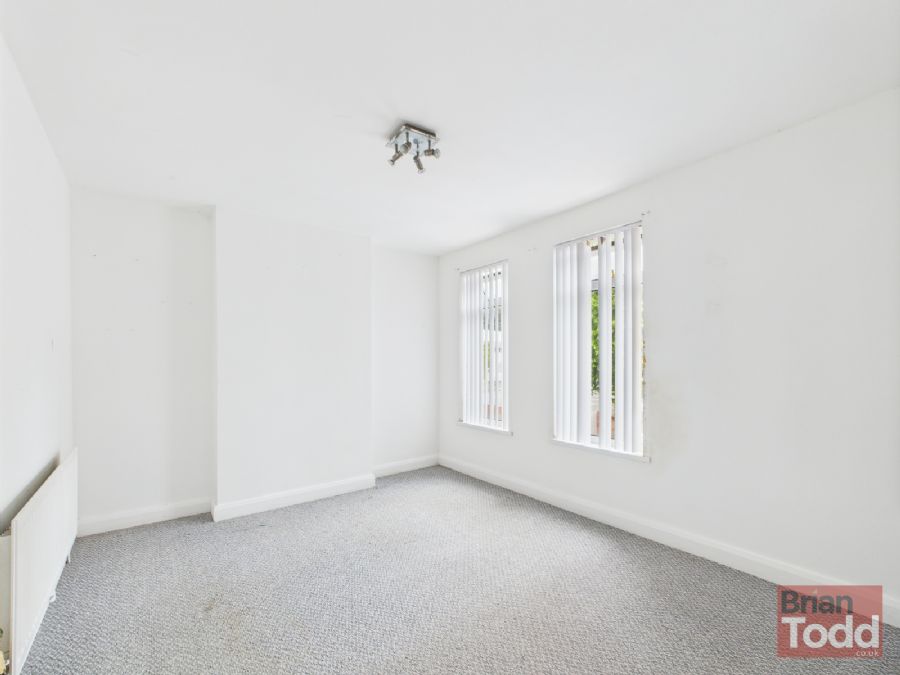 15 Victoria Road