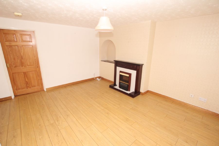7 Finner Walk