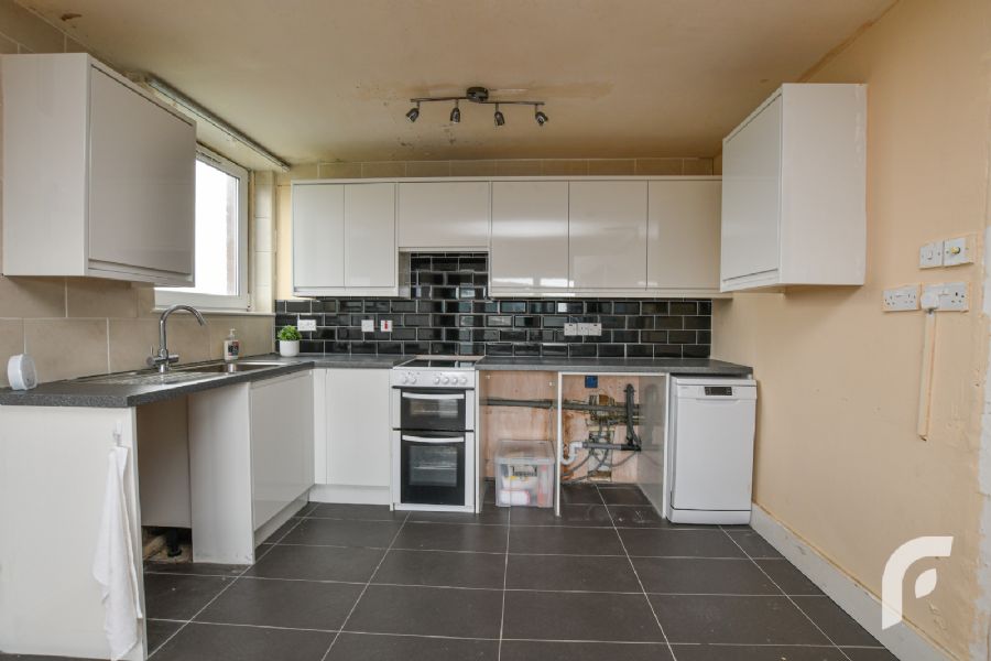 9a Woodland House, Woodland Drive