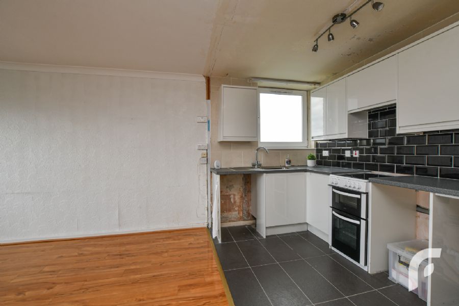 9a Woodland House, Woodland Drive