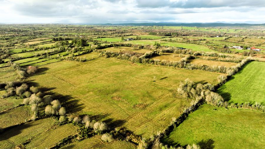 C. 106 Acres Fassagh Road