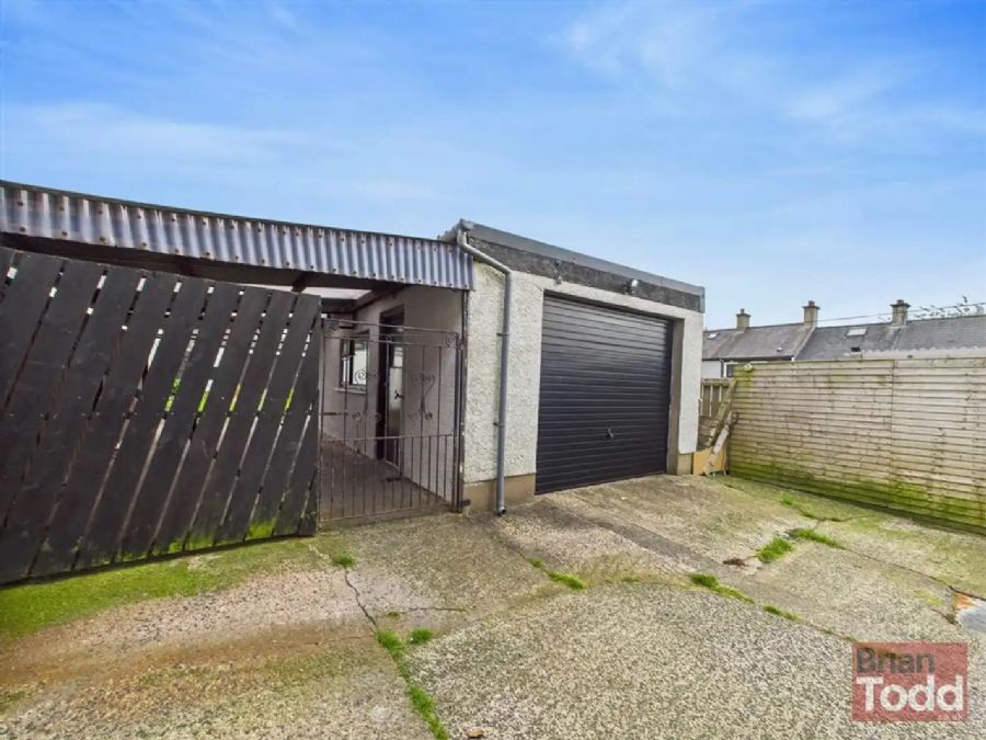 1 Parkmount Avenue
