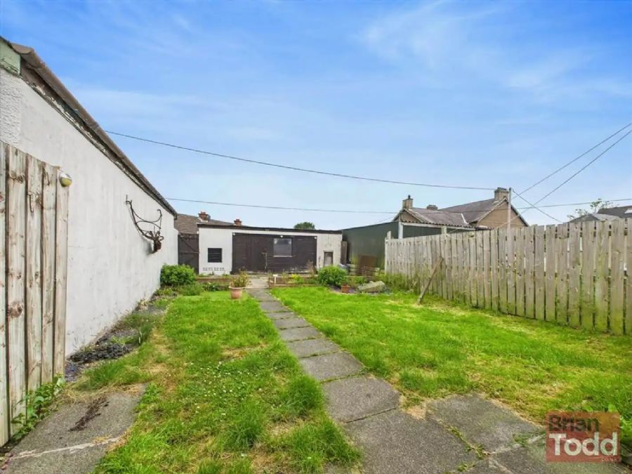 1 Parkmount Avenue