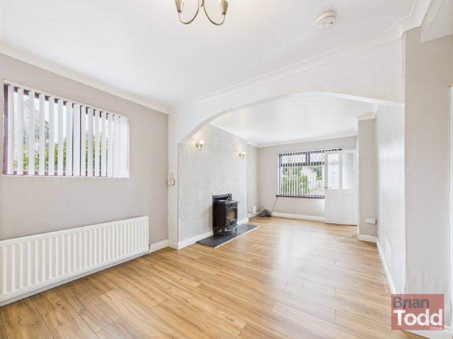 1 Parkmount Avenue