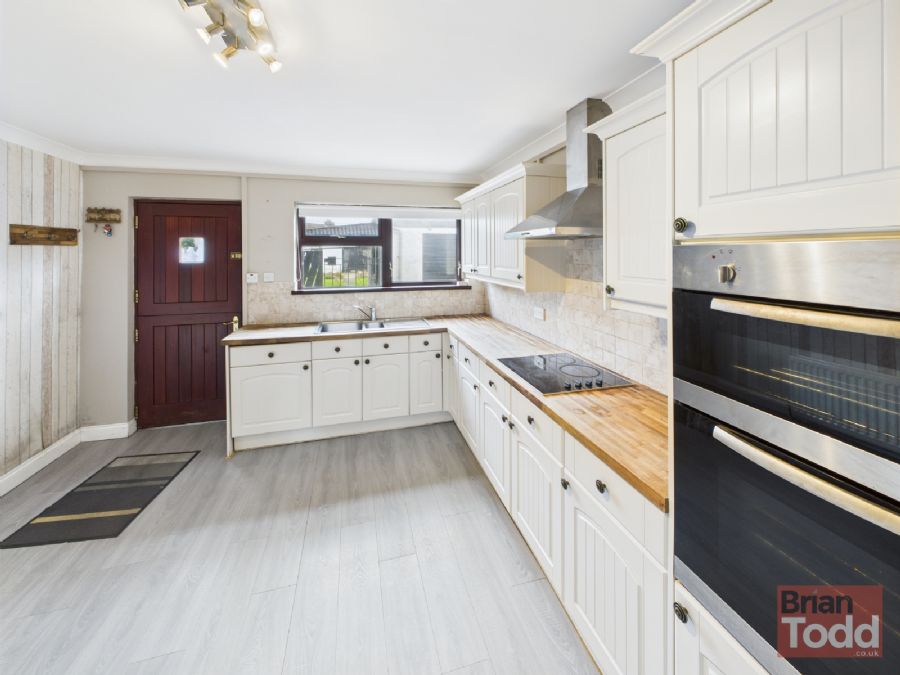 1 Parkmount Avenue