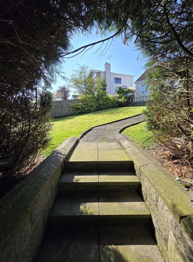 2 Old Antrim Road