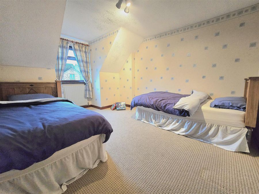 6 Ambleside