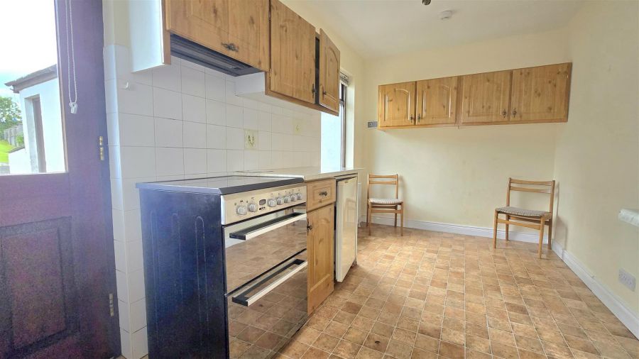 11 Kildrum Road
