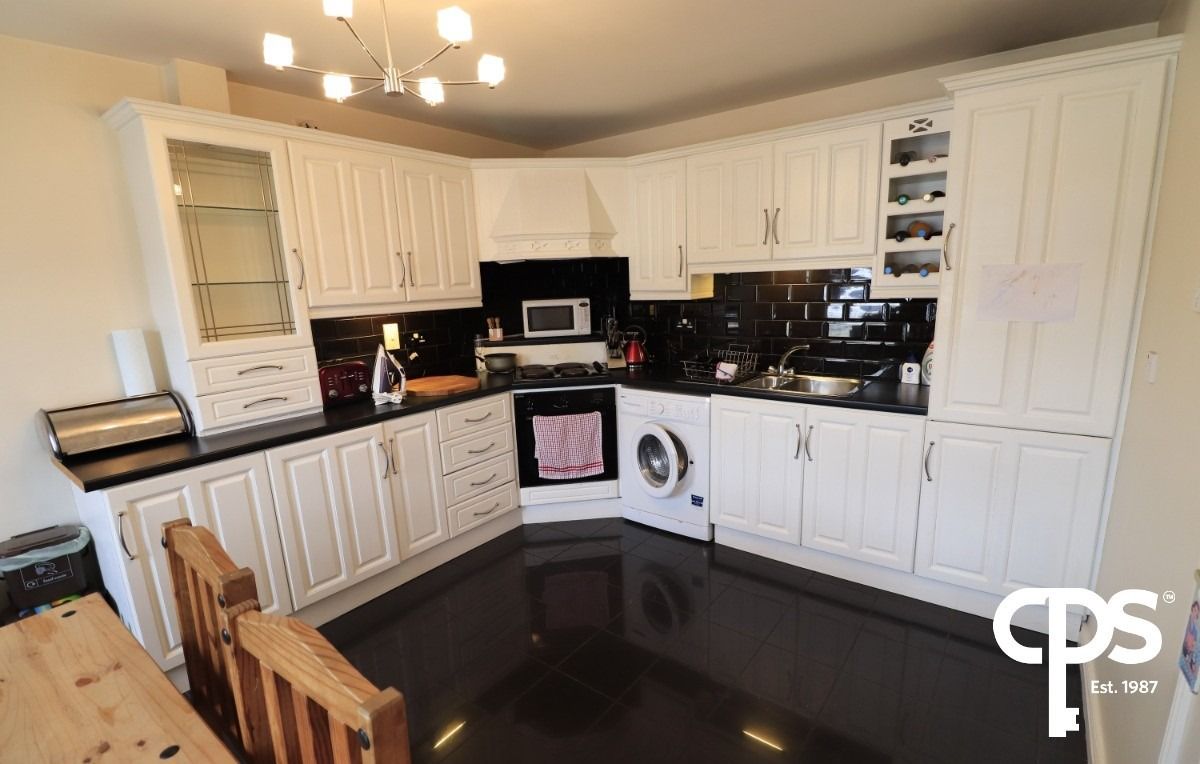 15 Oranmore Park 15 Oranmore Park