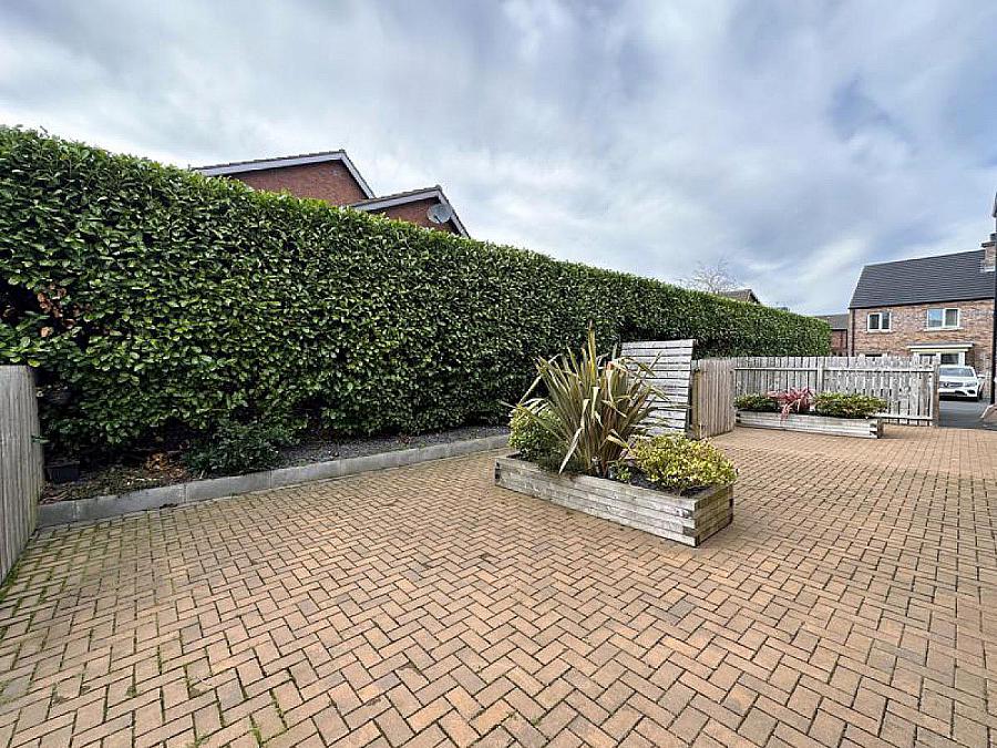 5 Edenmore