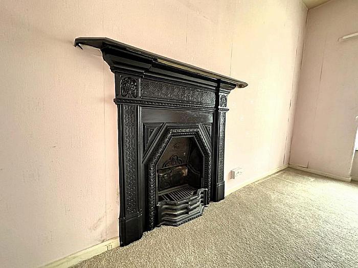8 Dromore Street