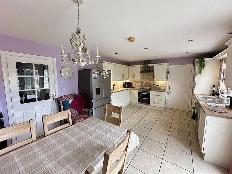 69 Oak Lodge