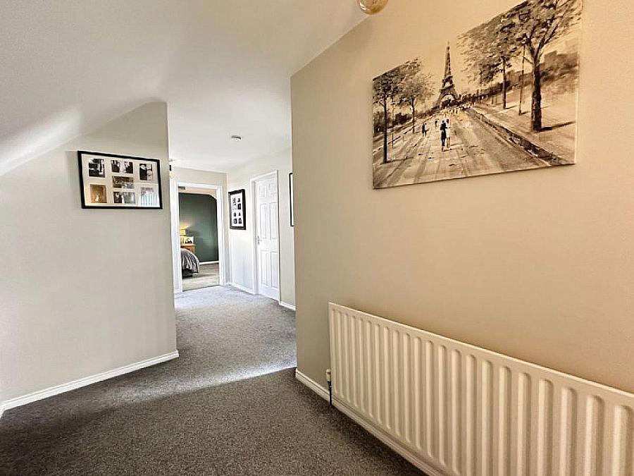 53 Thornhill