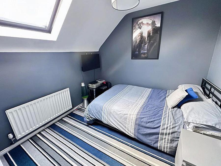 53 Thornhill