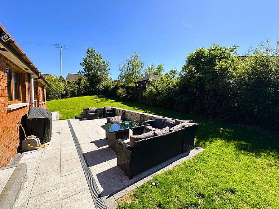 53 Thornhill