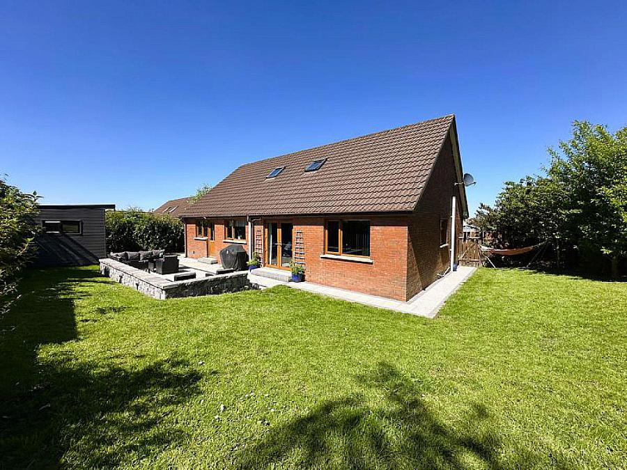 53 Thornhill