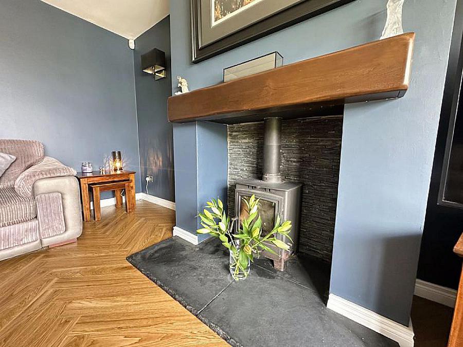 53 Thornhill