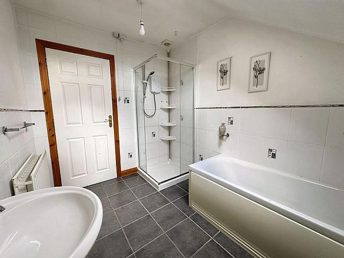 35 Burn Brae Court