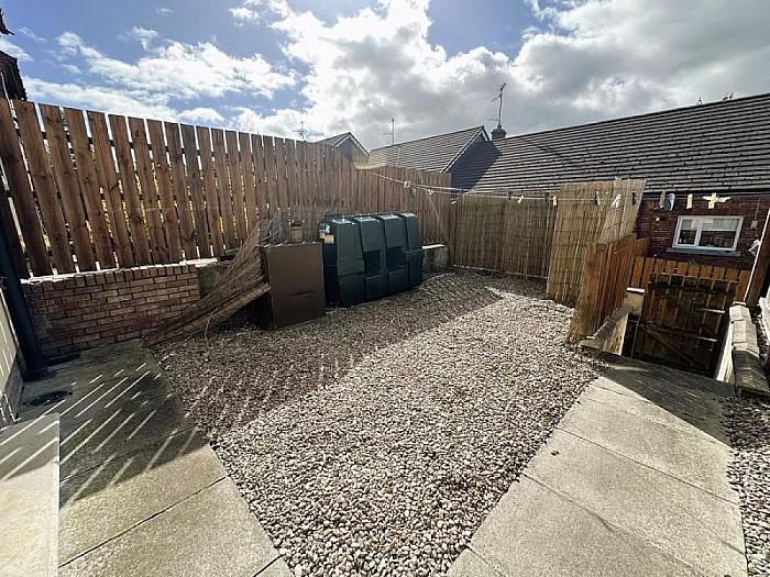 35 Burn Brae Court