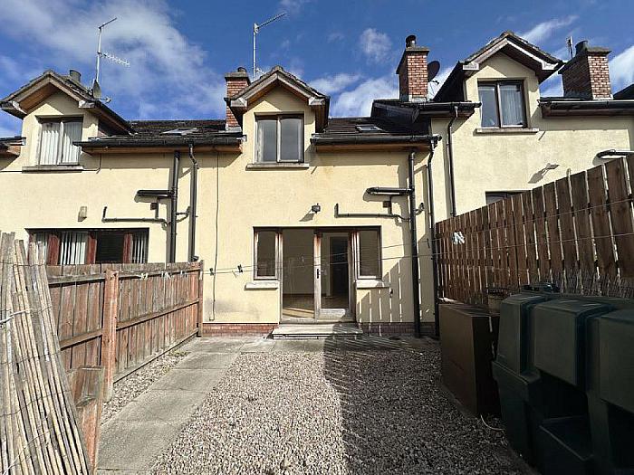 35 Burn Brae Court