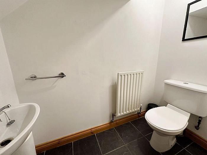 35 Burn Brae Court