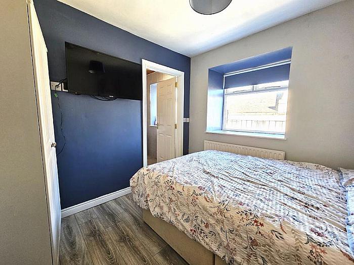 1 & 1A Church Square 1 & 1A Church Square