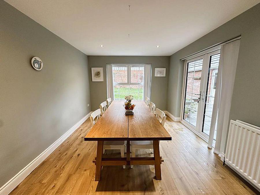 21 Scarvagh Heights
