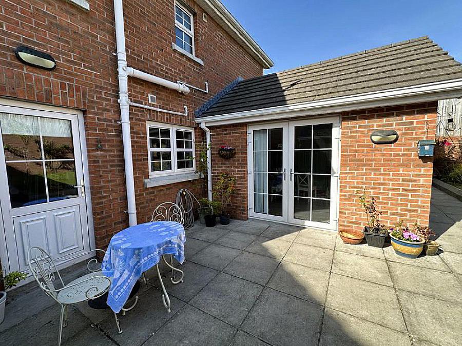 21 Scarvagh Heights