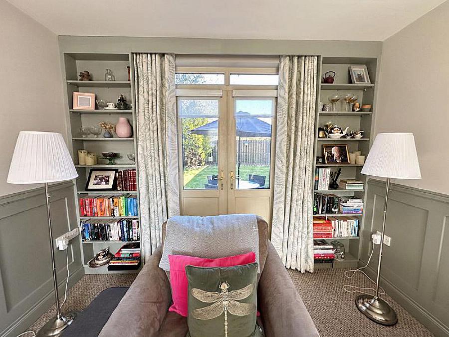 5 Moorlands Court