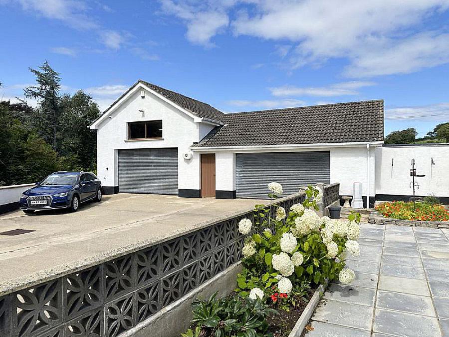 1 Coolnacran Road