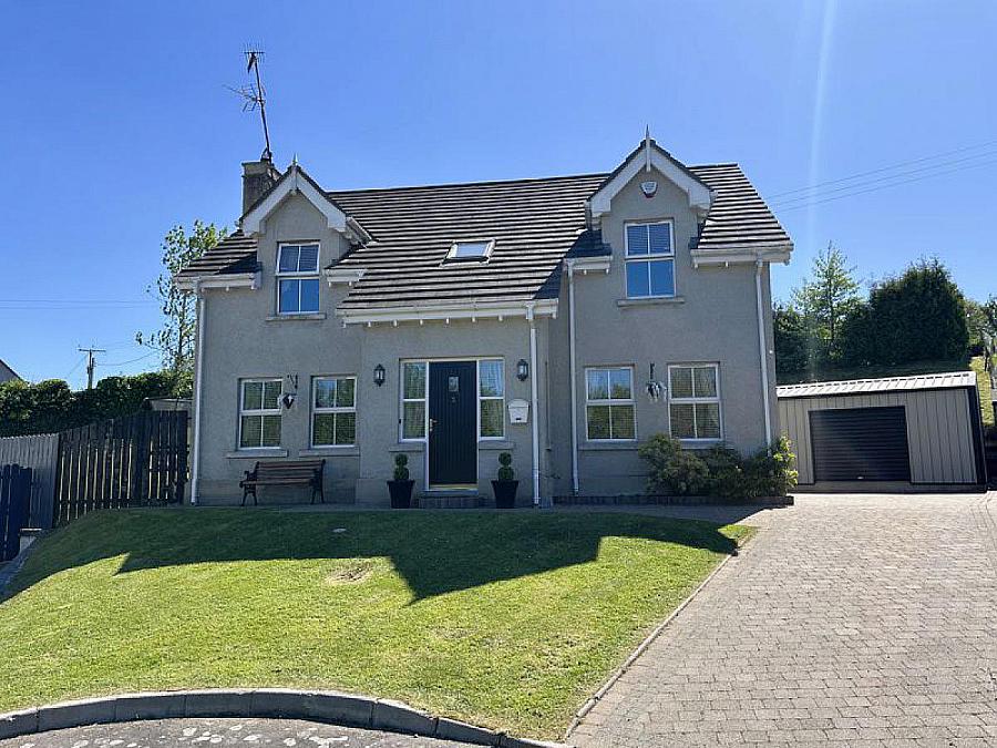 3 Lisnaweelan Court