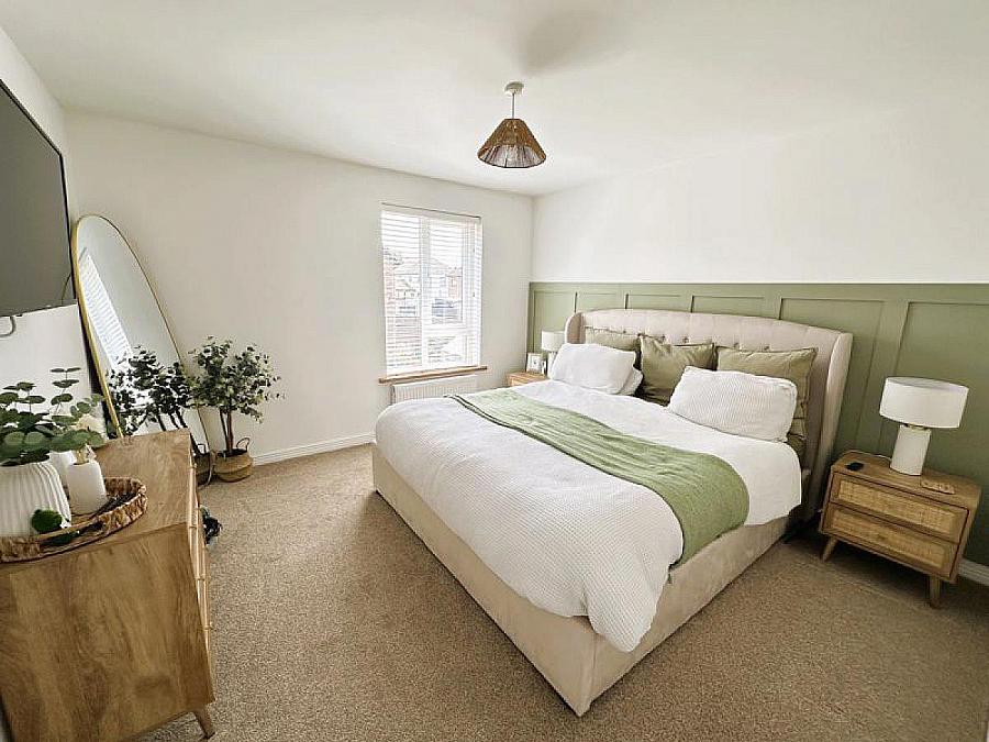4 Cedar Lodge