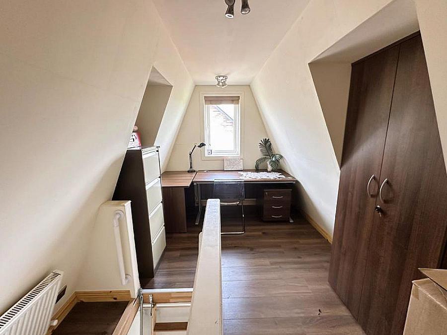 4 Cedar Lodge