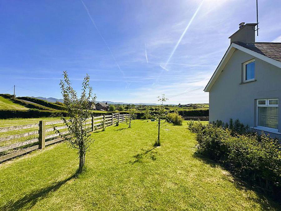 15 Ballymackilreiny Road 15 Ballymackilreiny Road