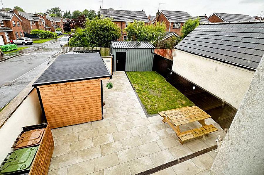 1 Bishops Green